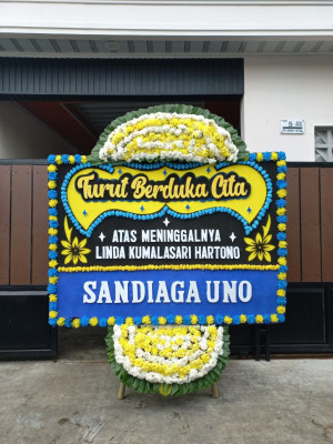 Papan Bunga Duka di Peusar